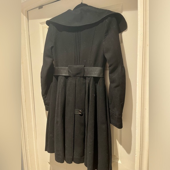 Mackage like new black coat - Picture 4 of 10